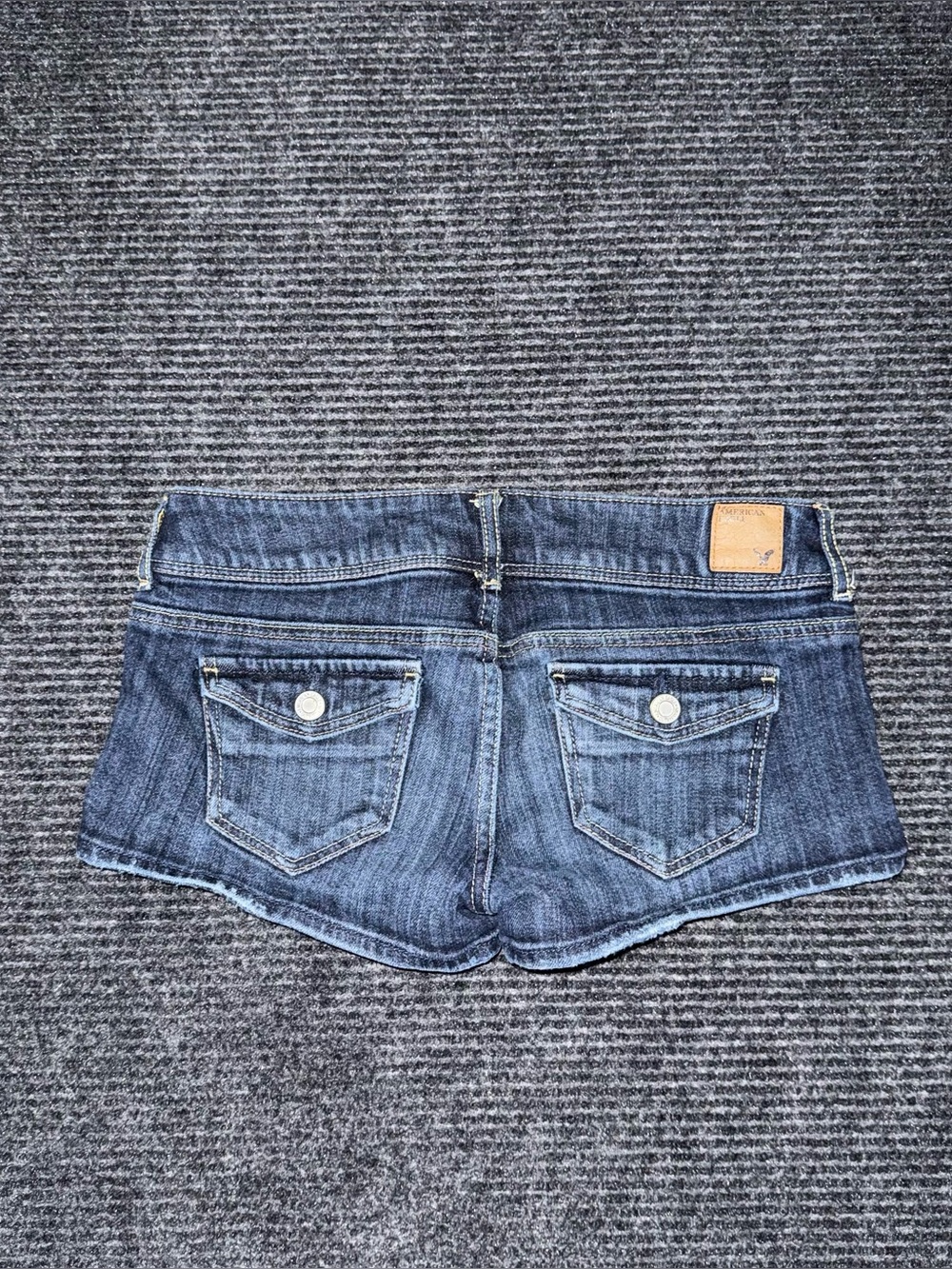 VTG y2k American Eagle Sz 2 Low Rise Micro Mini Jean Short Dark Wash Flap Pocket